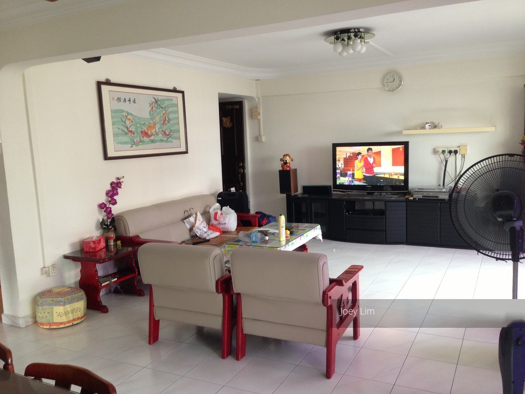 Blk 239 Lorong 1 Toa Payoh (Toa Payoh), HDB 5 Rooms #106211572